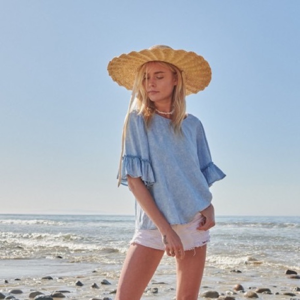 NWOT Acid Wash Denim Flowy Top Ruffle Sleeve 100% Cotton Small Medium